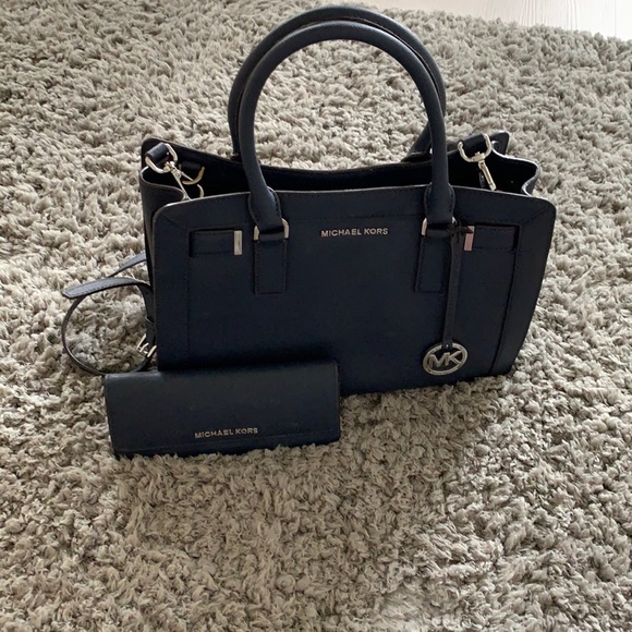 Michael Kors Handbags - Beautiful Navy blue Michael Kors Purse and Wallet